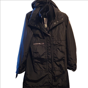 Post Card Black Hooded City Coat Sz 4 pit to pit 19"